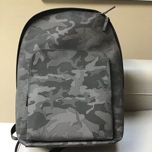 Lululemon Men City Street Backpack 19L